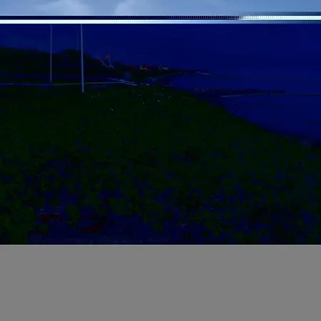 Three-bedroom In בית נופש יולסמינדה