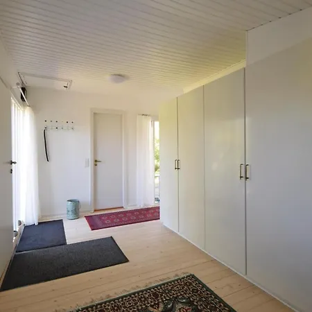 Three-bedroom In * יולסמינדה