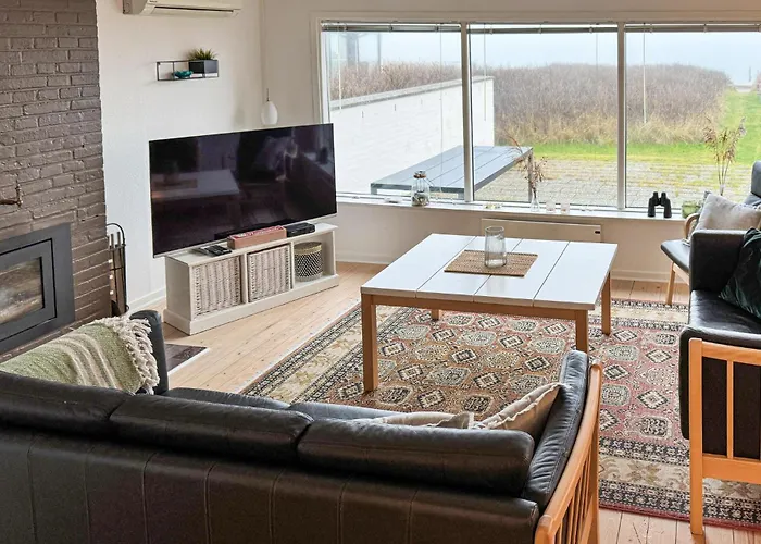 Three-bedroom In 度假居 尤尔斯明讷