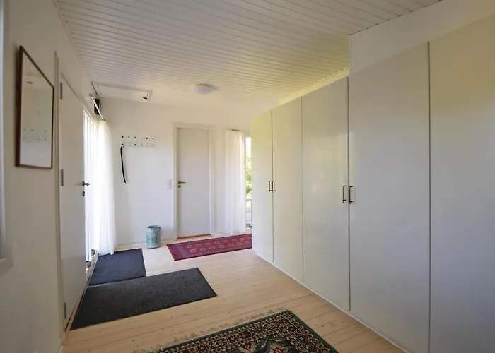Three-bedroom In * 尤尔斯明讷